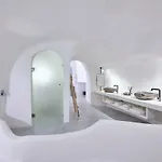 Villa Cave *