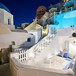 Cave Villa Oia (Santorini)