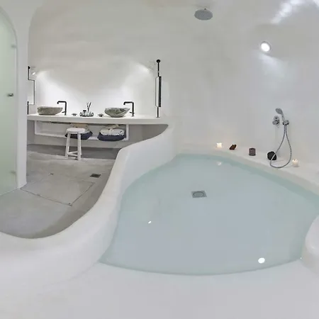 Cave Вилла