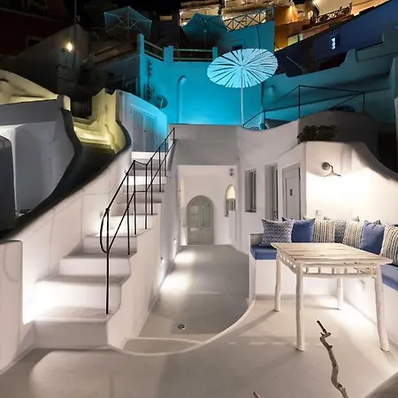 Cave Villa Oia
