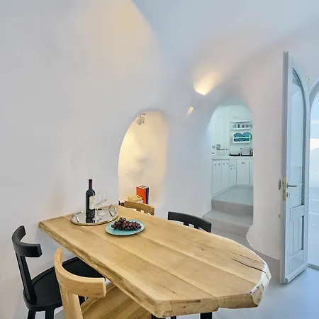 Villa Cave